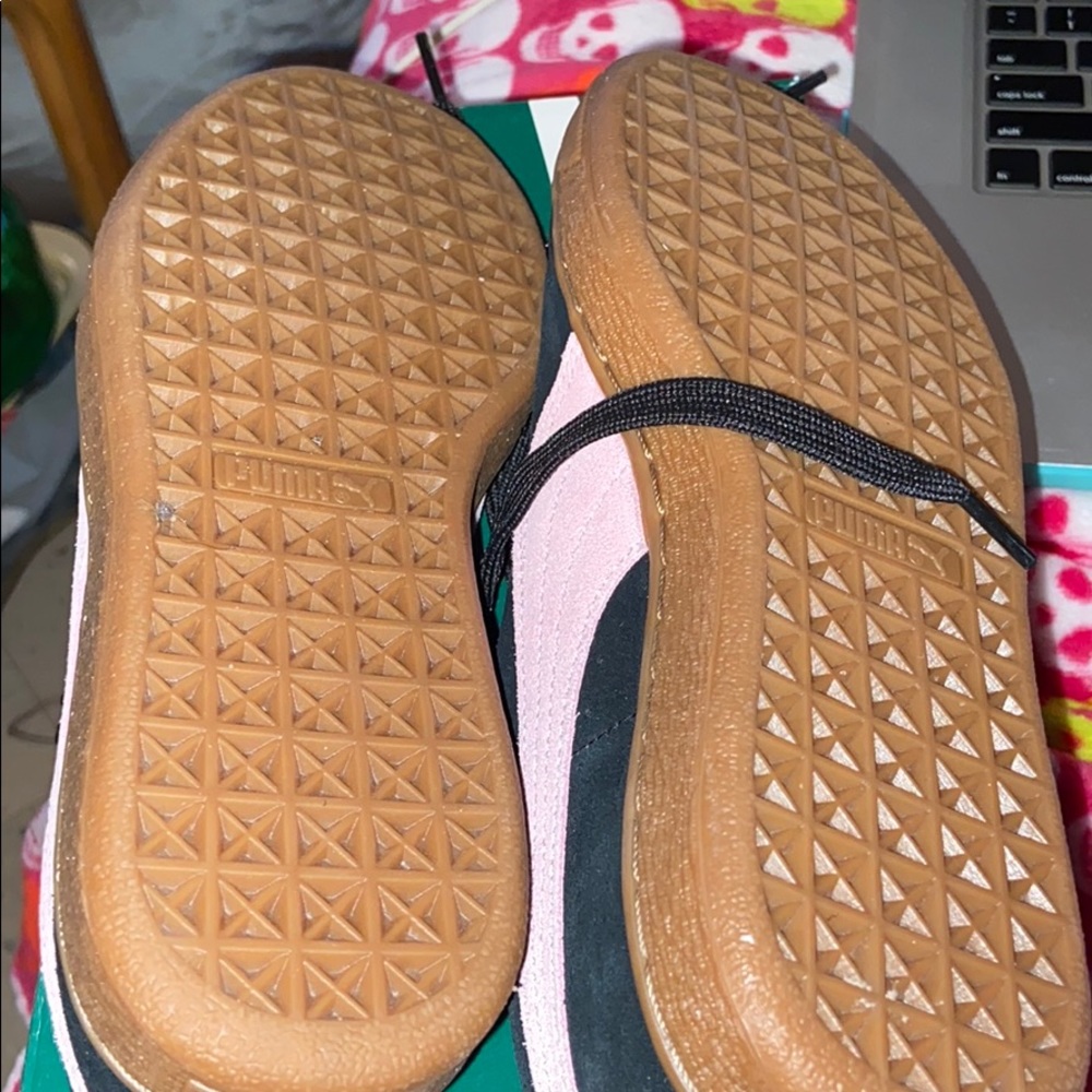 Puma Sneakers - Picture 4 of 5